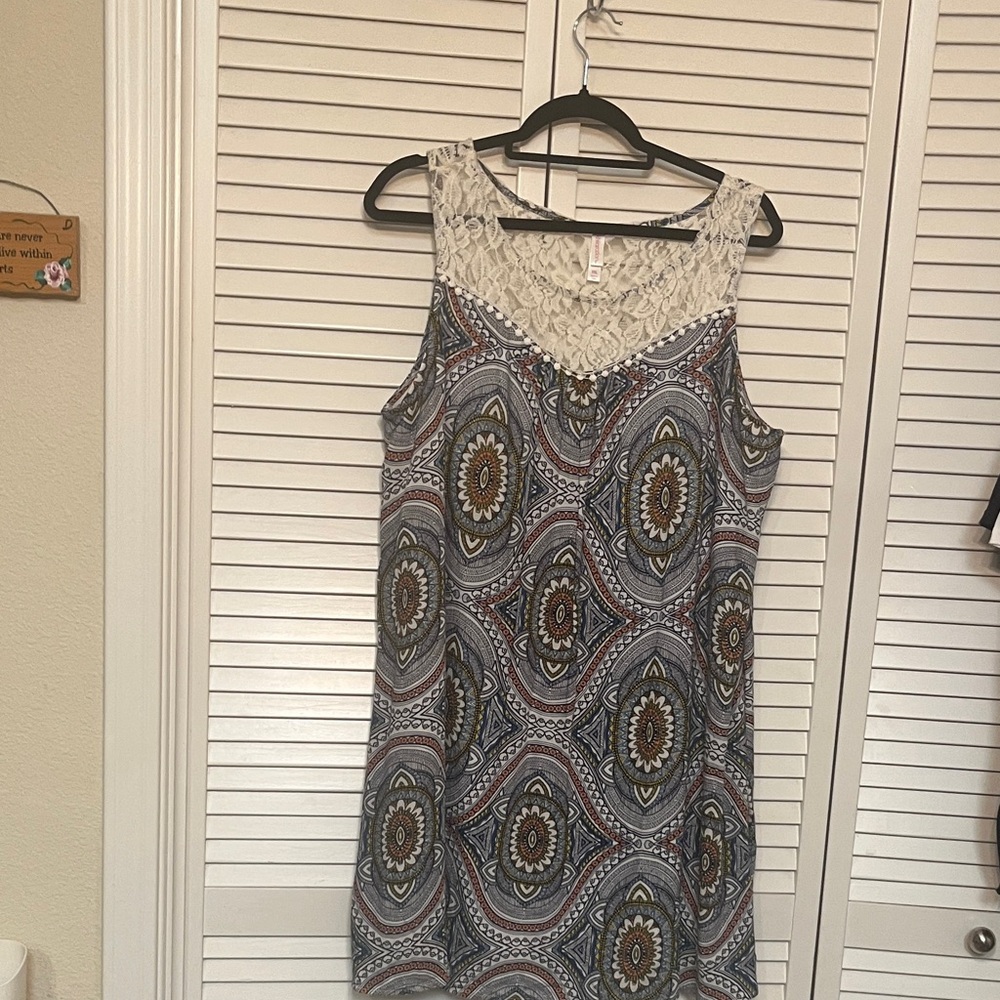 Xhilaration Gray and Brown Patterned Dress